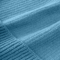 Mütze aus 100 % Baby-Alpakawolle - Eisblau