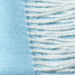 Schal aus 100 % Baby-Alpakawolle – Hellblau